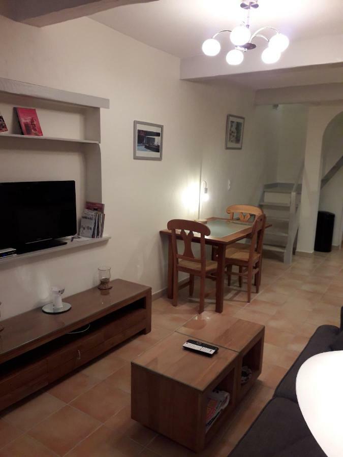Maison De Village Bagnols-en-Forêt Dış mekan fotoğraf